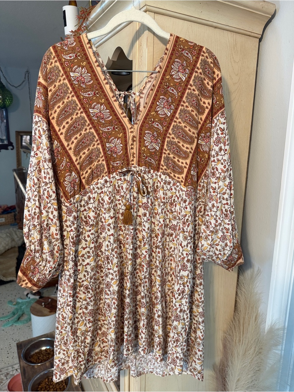 Aakaa Boho Floral Peasant Dress in Rust and Cream